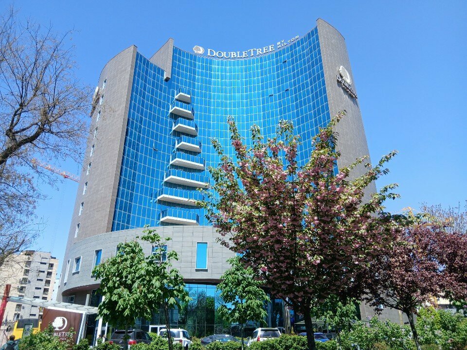 Отели в центре Еревана: районы, адреса и сценарии поездки
