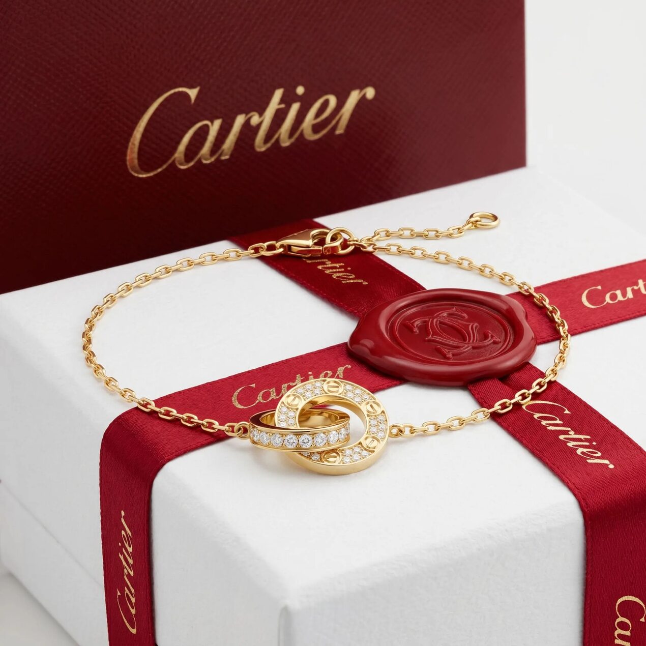Cartier: история бренда, который изменил ювелирное искусство